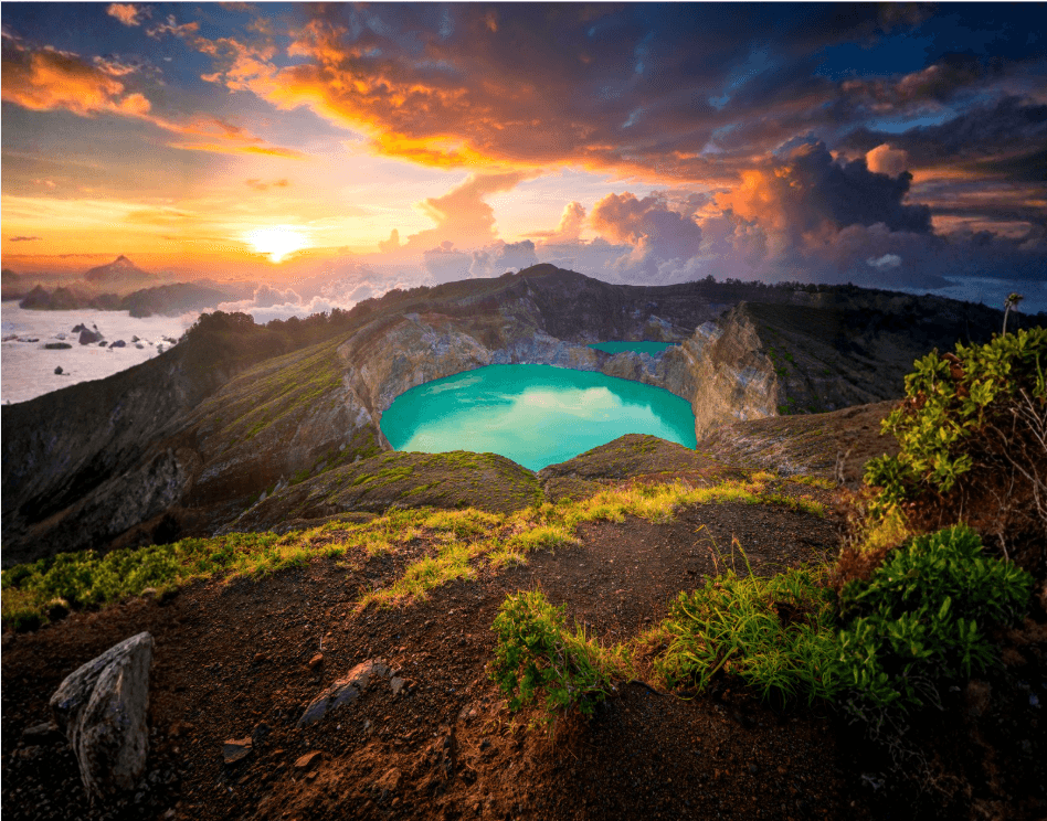 Kelimutu: danau tiga warna di Flores dan kepercayaan suku Lio