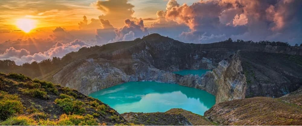 Kelimutu 2026: Kapan Pergi dan Cara ke Sana