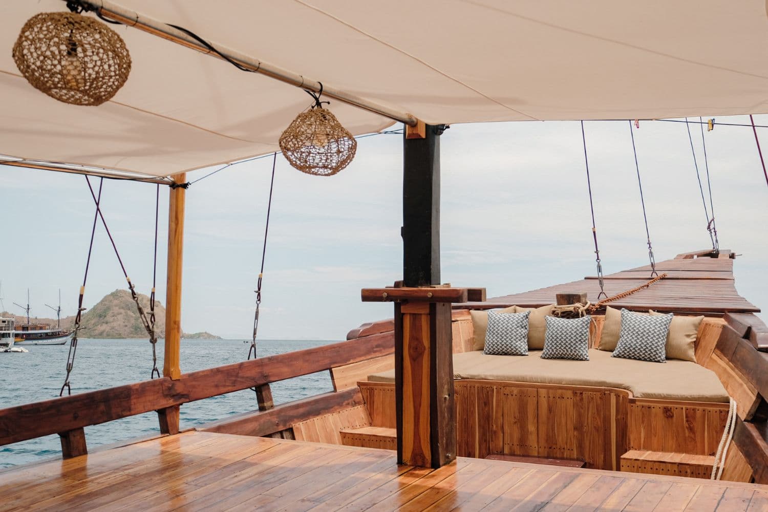 3D2N Epic Komodo Sailing Adventure | Swim with Mantas & Padar Sunrise