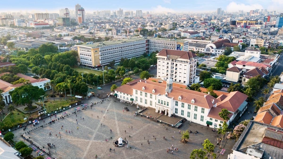 Half-day Jakarta Kota Tua Guided Walking Tour